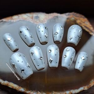 Winter White Starry Night Press On Nails, Apres Gel-X Short Coffin